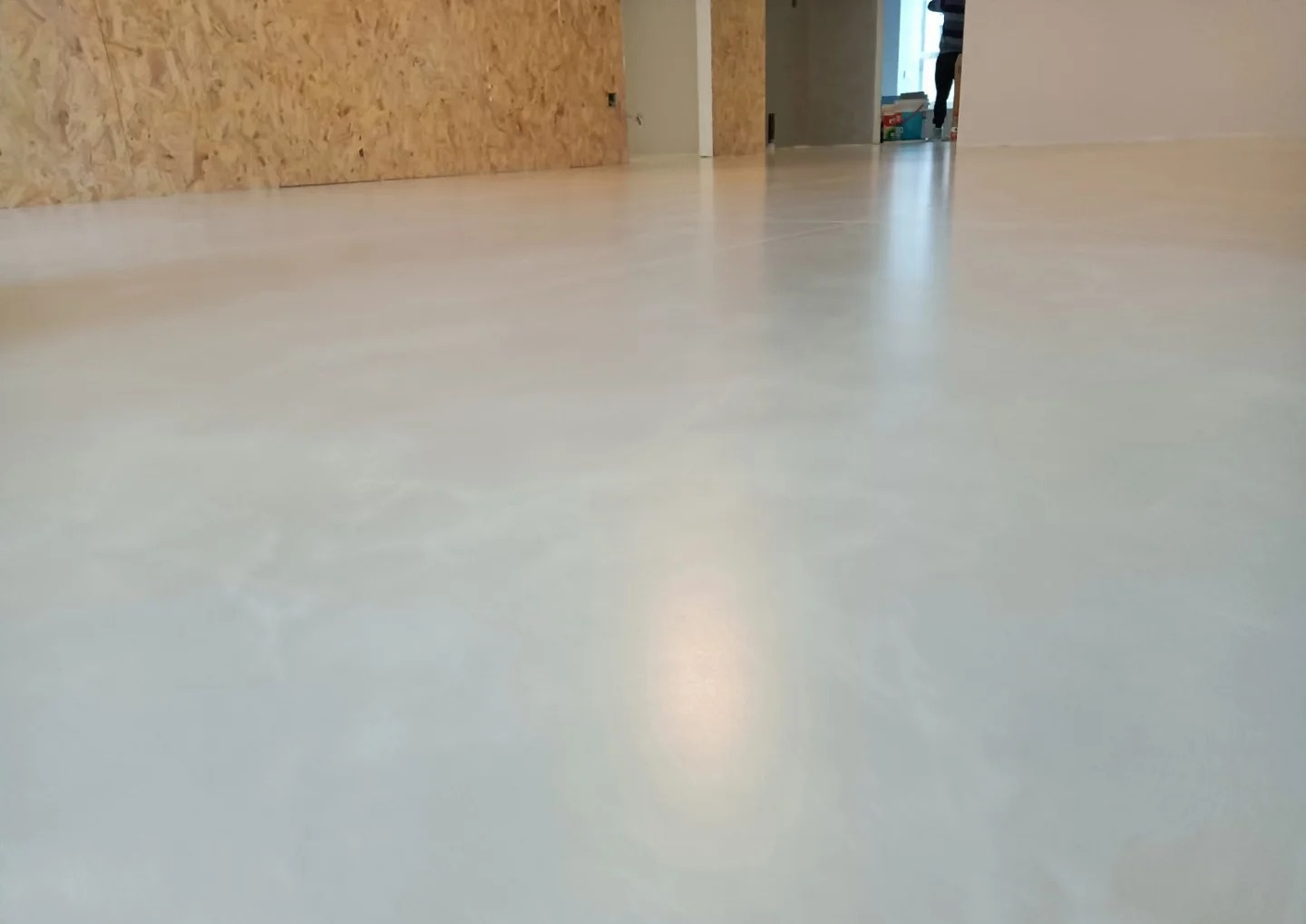 卓高伴侣聚脲美缝.jpg 卓高伴侣聚脲美缝.jpg